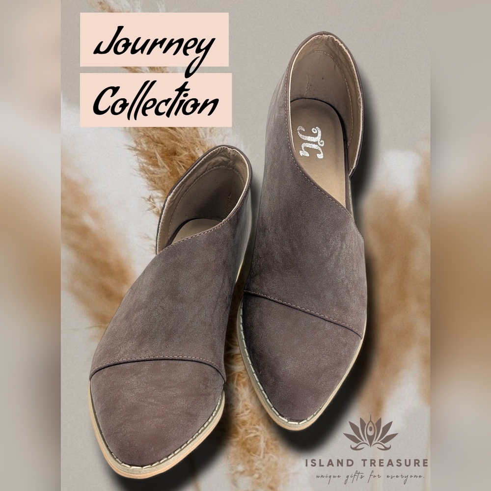 NWOT Journee Collection Brown Booties Women Faux Leather Cut Out Flats Size 8.5